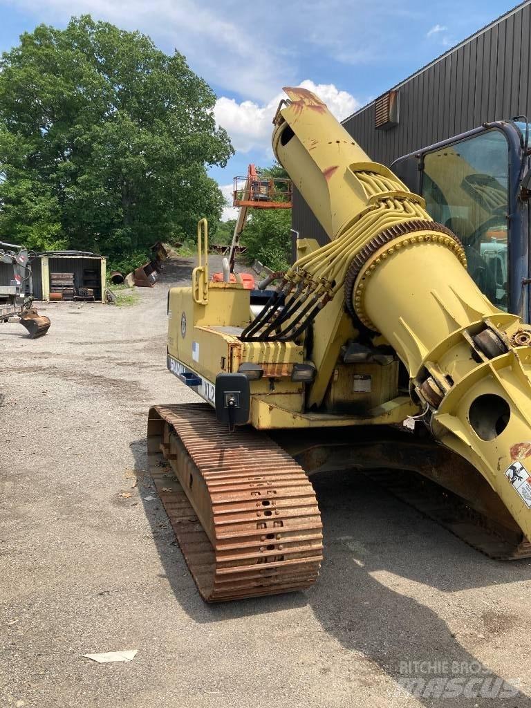 Gradall XL 2200 Telakaivukoneet