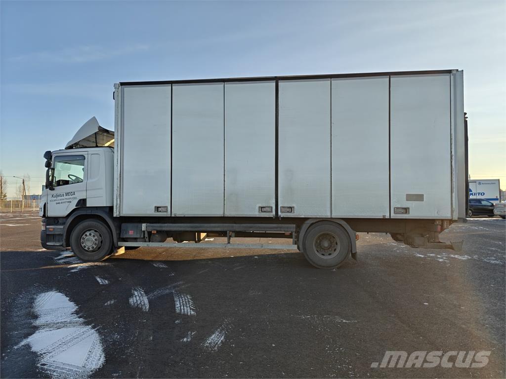 Scania P320 Umpikorikuorma-autot