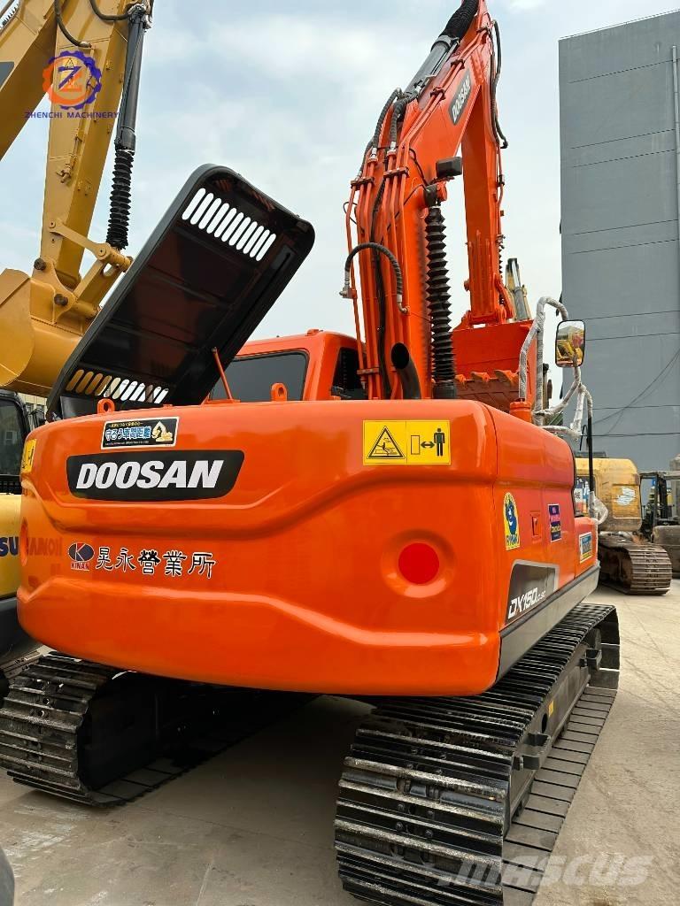 Doosan DX 150 Midikaivukoneet 7t - 12t