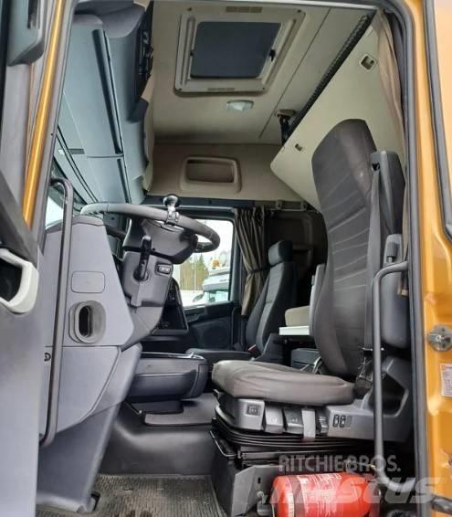 Scania R 410 6x2 Vetopöytäautot