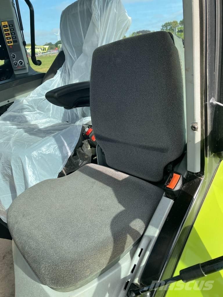 CLAAS Arion 530 CIS Traktorit