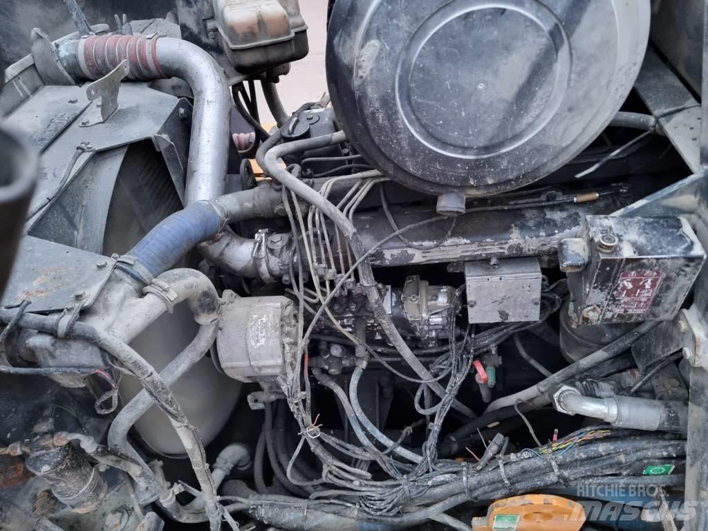 Moxy MT 31 6x6 Dumpperit
