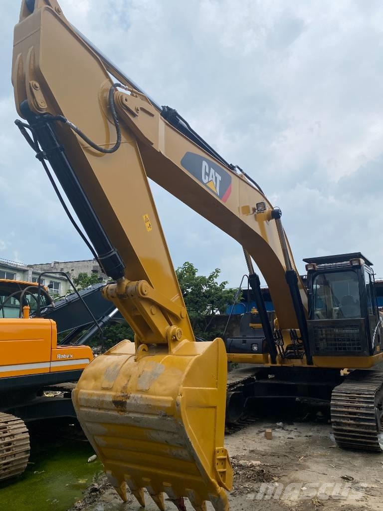 CAT 330 D Telakaivukoneet