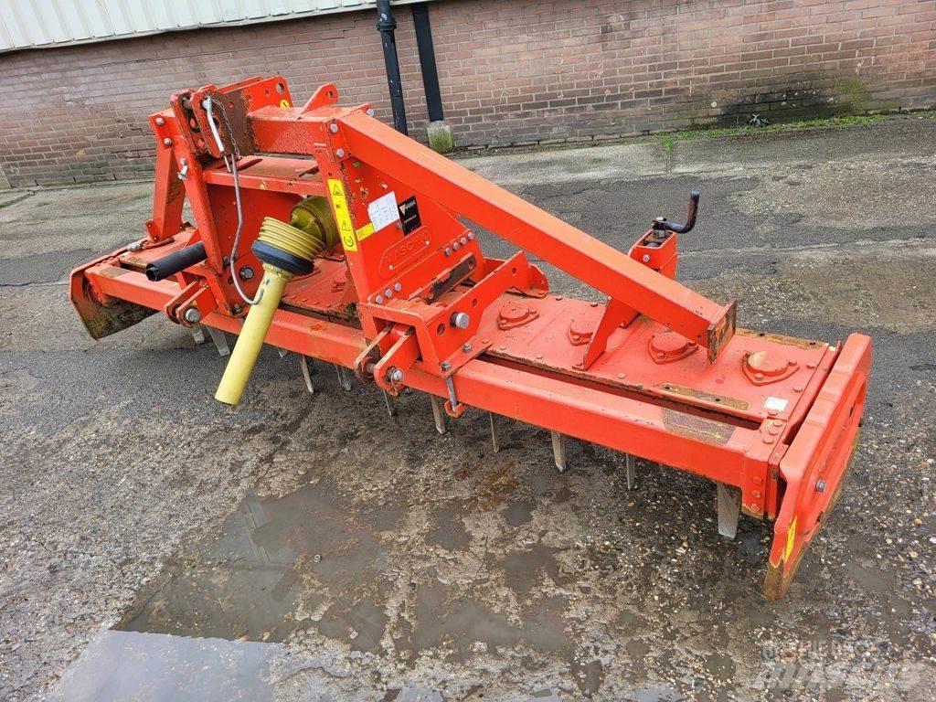 Maschio DM3000 Henkilöautot