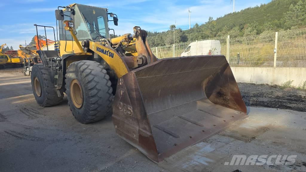 Komatsu WA 470-6 Pyöräkuormaajat