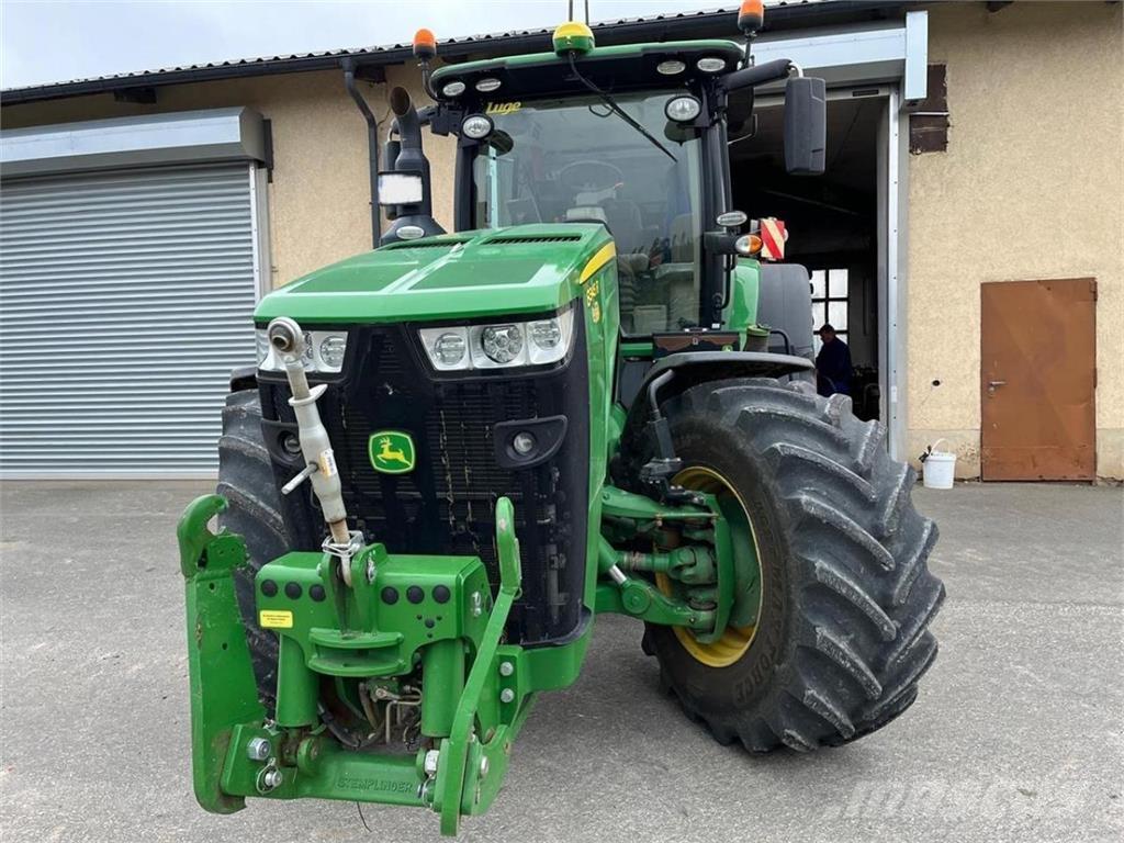 John Deere 8345R Traktorit