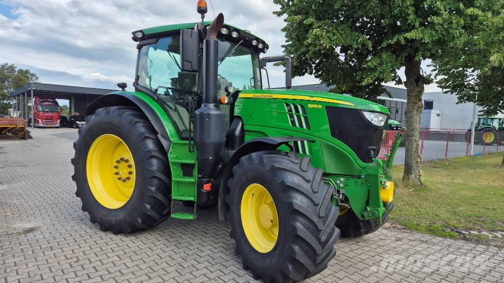 John Deere 6195 R Traktorit