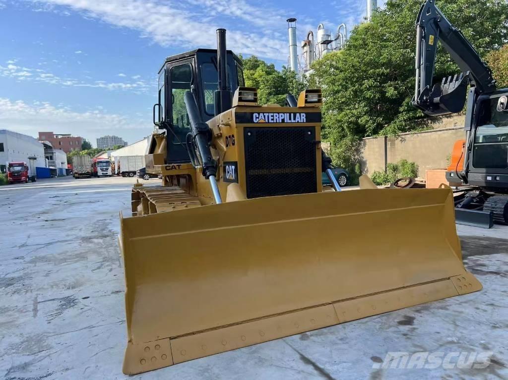 CAT D 7 G Tiehöylät