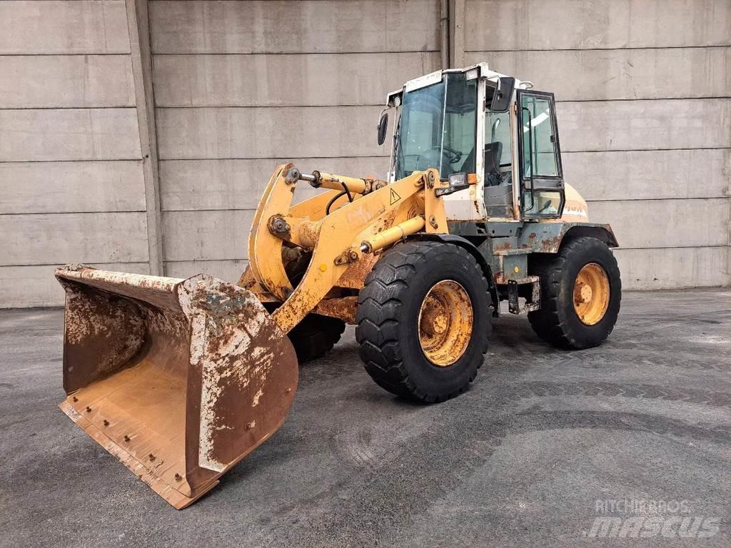 Liebherr L514 Pyöräkuormaajat
