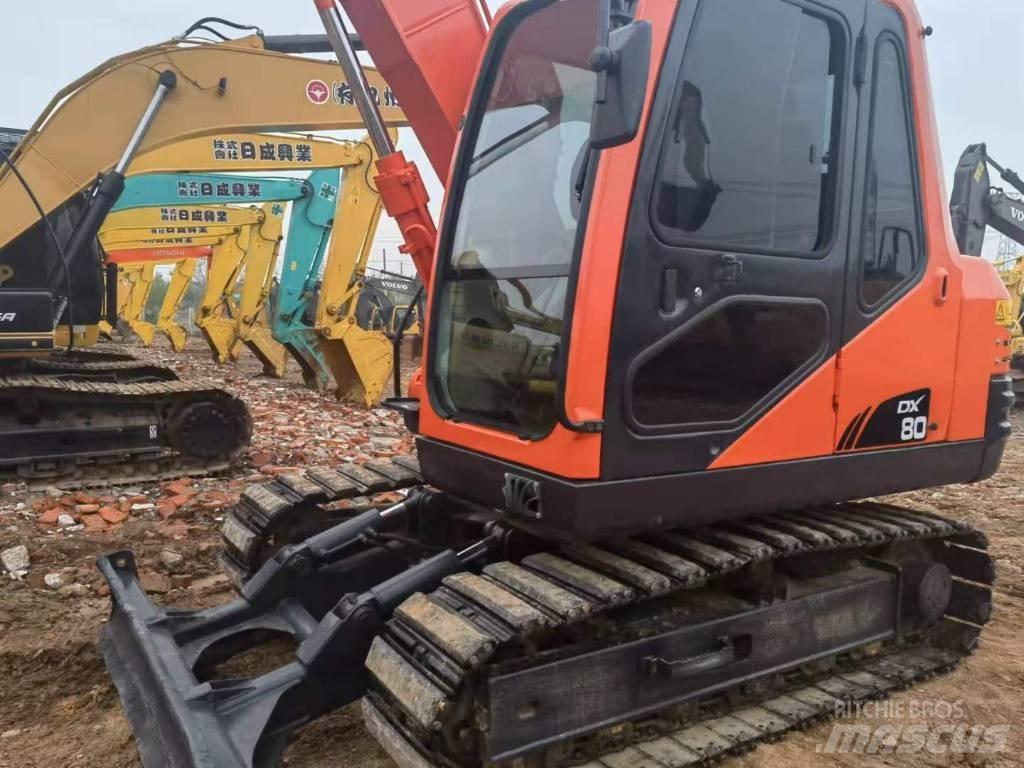 Doosan DX 80 Midikaivukoneet 7t - 12t