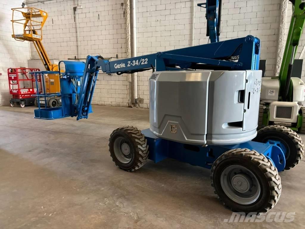 Genie Z 34/22 RT Kuukulkijat
