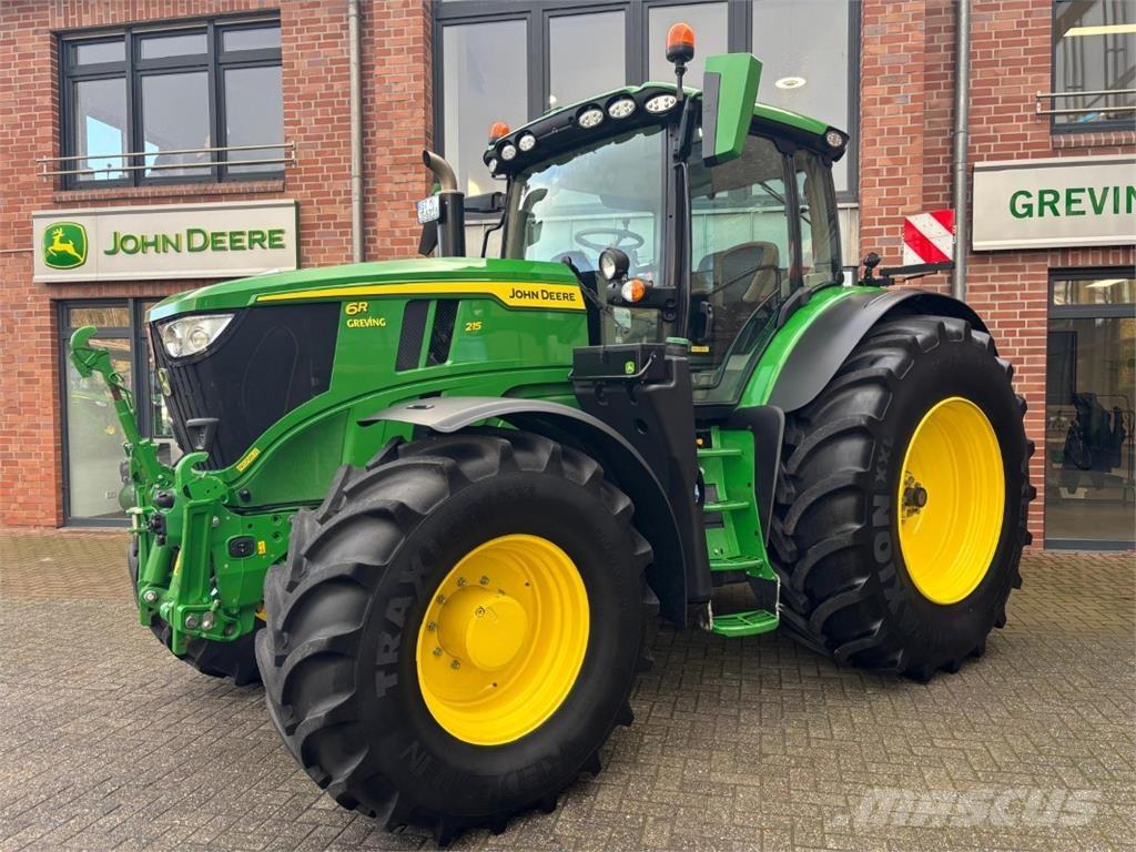 John Deere 6R215 Traktorit