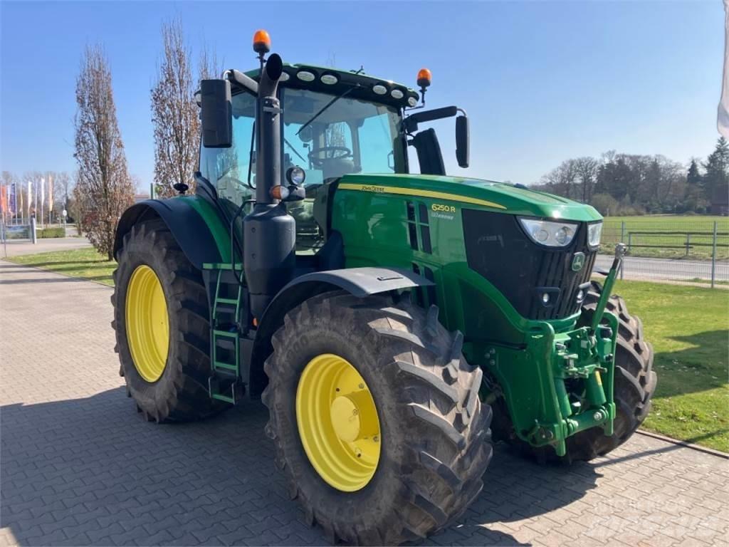 John Deere 6250R Traktorit