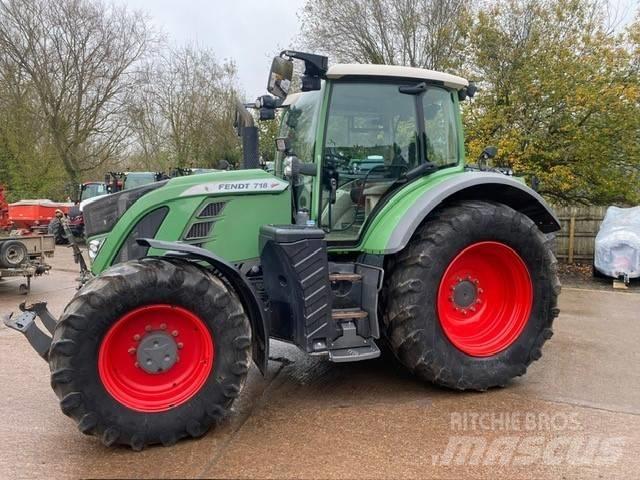 Fendt 718 Traktorit