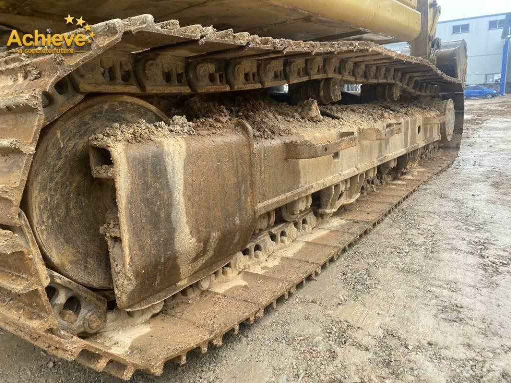 CAT 320 Telakaivukoneet