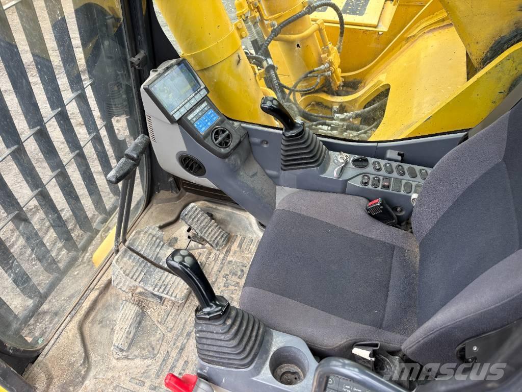 Komatsu PC700LC-11 Telakaivukoneet