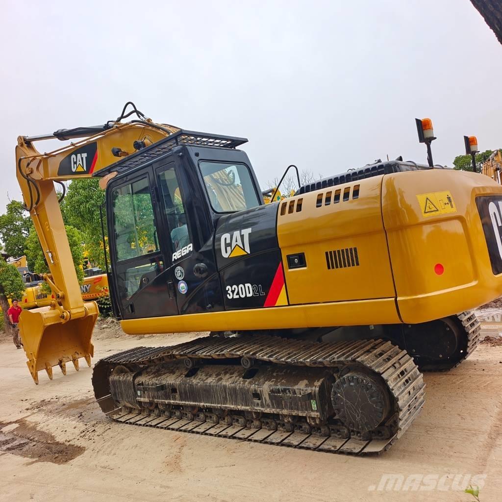 CAT 320 D2L Telakaivukoneet