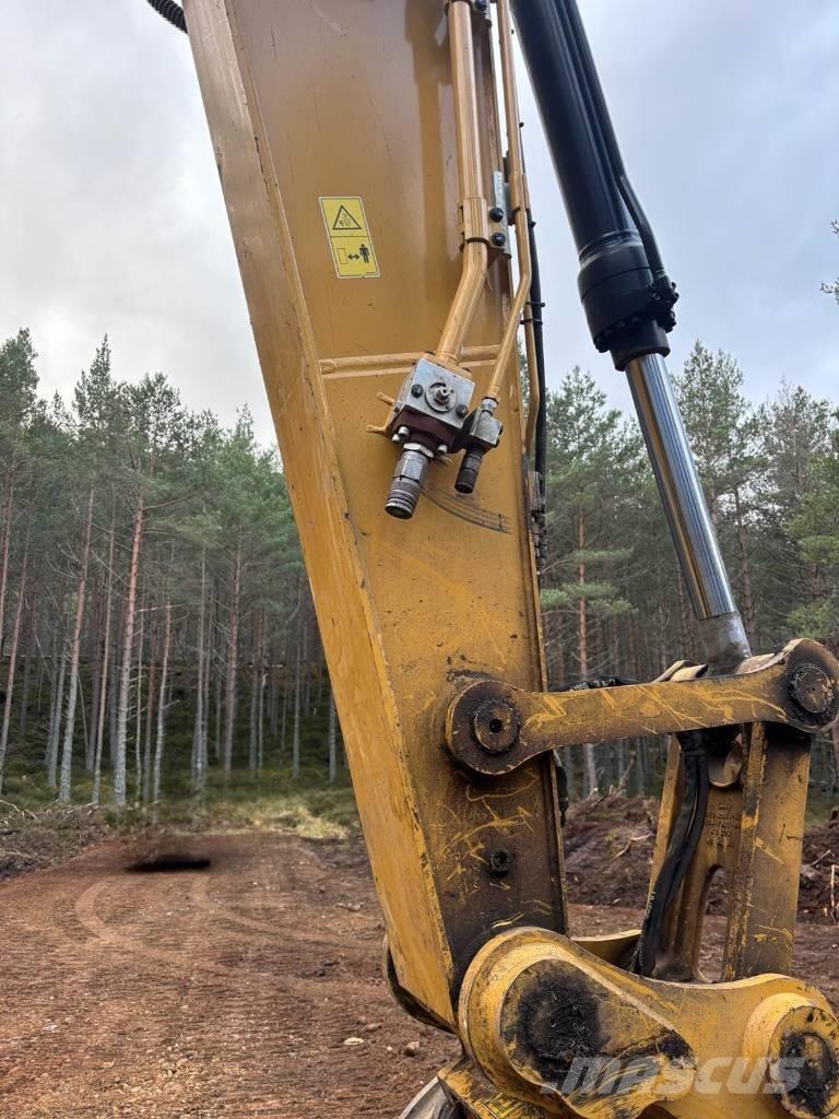 CAT 320 Telakaivukoneet