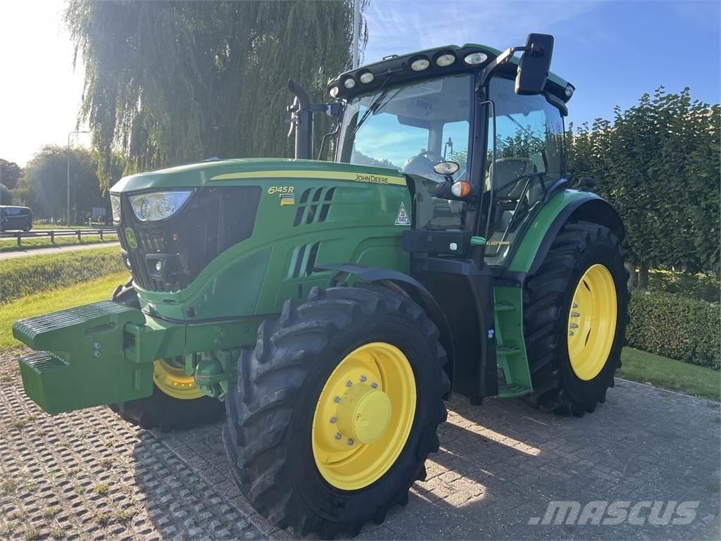 John Deere 6145R Traktorit