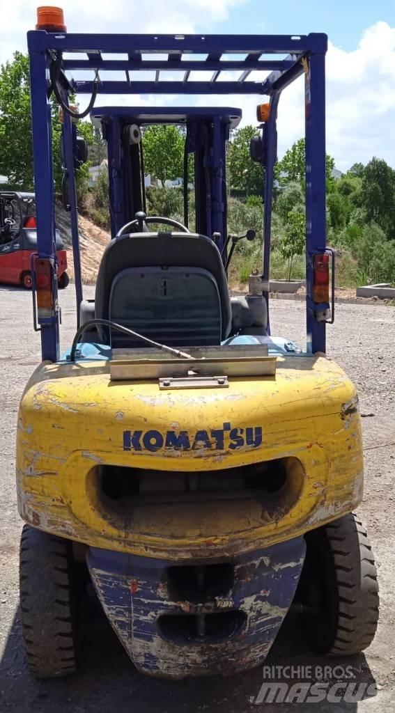 Komatsu FG20-12 Nestekaasutrukit