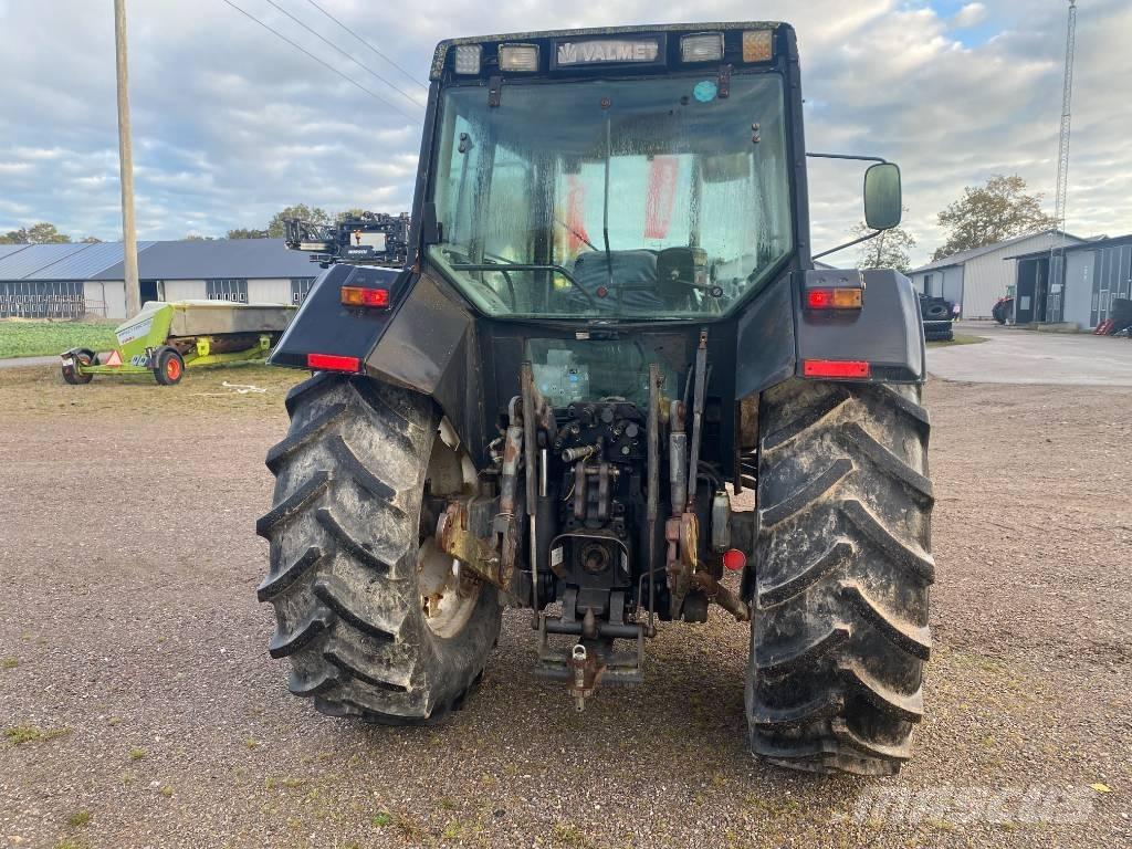 Valmet 8100 GOS Traktorit