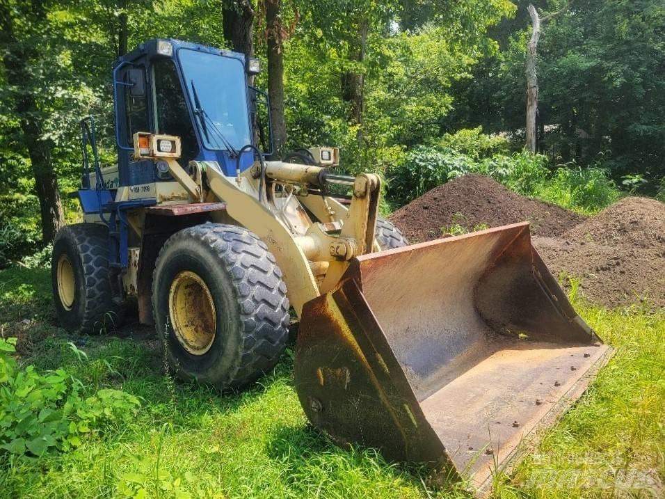 Komatsu WA 250 Pyöräkuormaajat