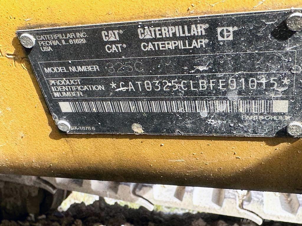 CAT 325 C Telakaivukoneet