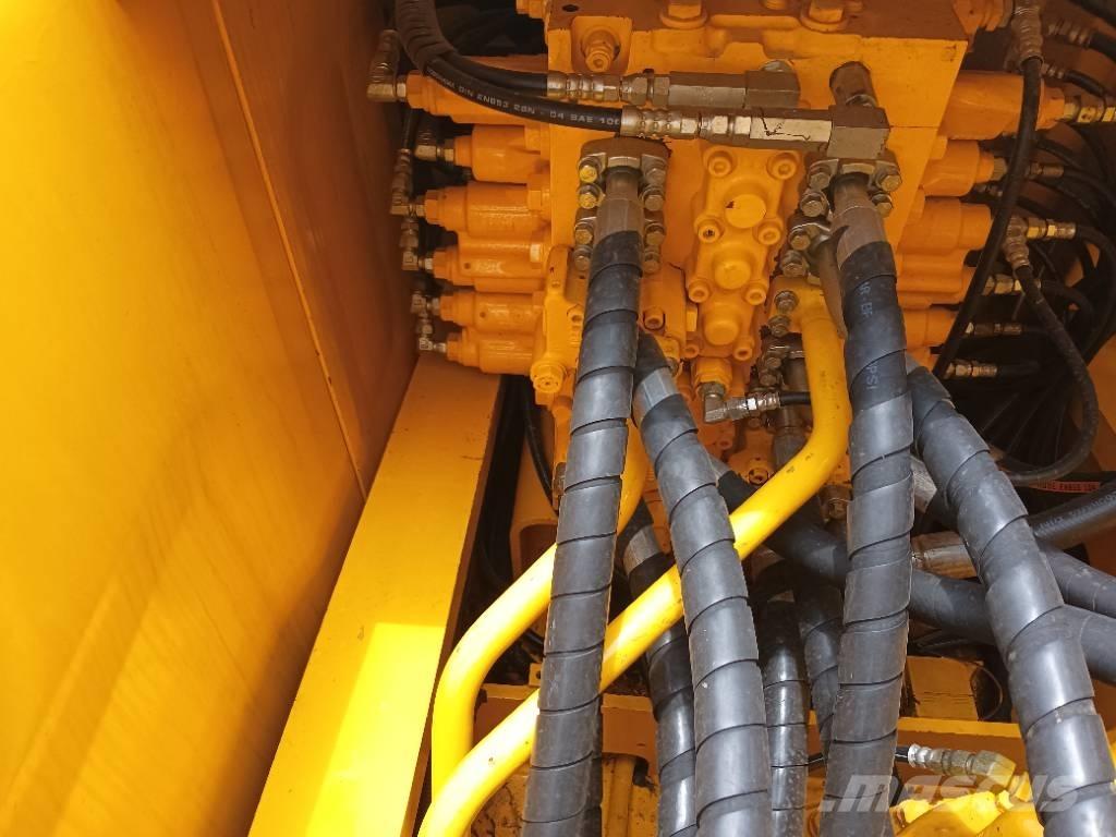 Komatsu PC 220-8 Telakaivukoneet