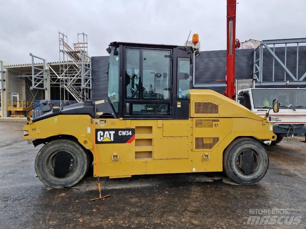 CAT CW34 Kumipyöräjyrät