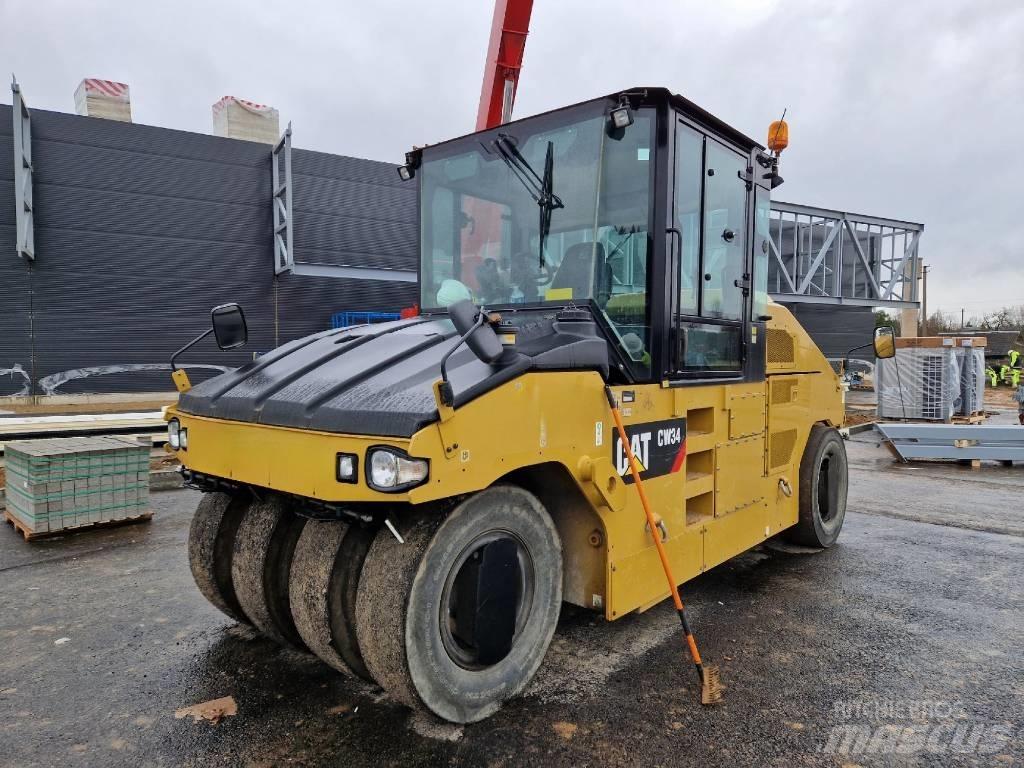 CAT CW34 Kumipyöräjyrät