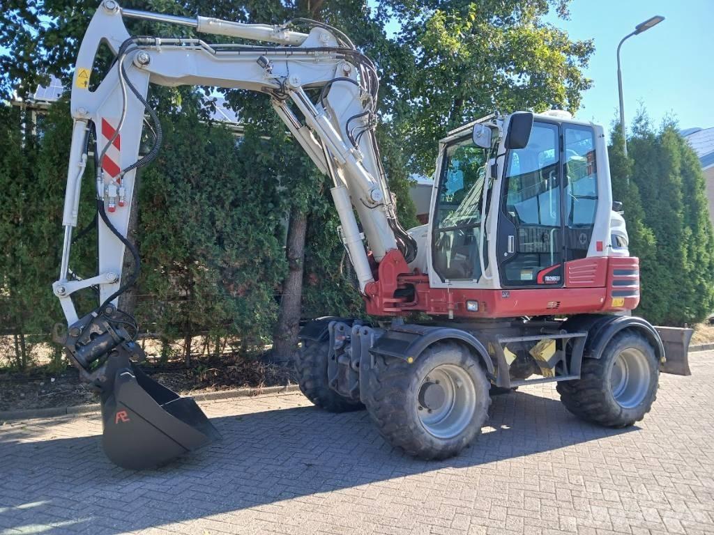 Takeuchi TB 295 W Pyöräkaivukoneet