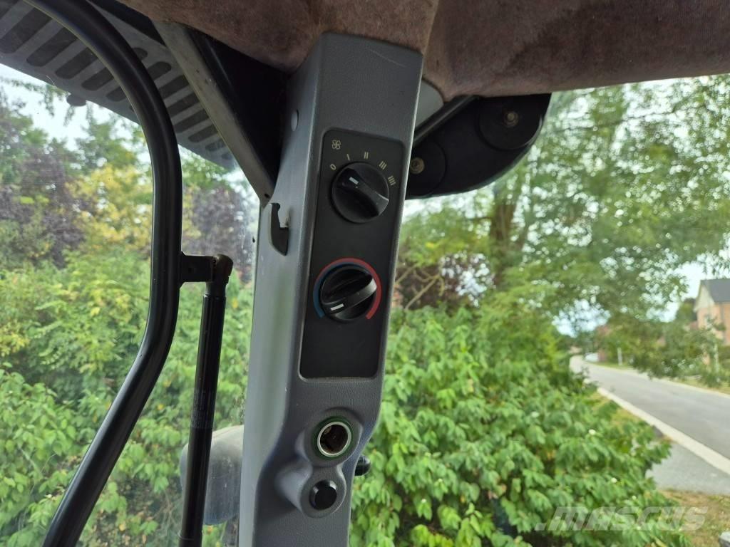 New Holland TS 100 A Traktorit
