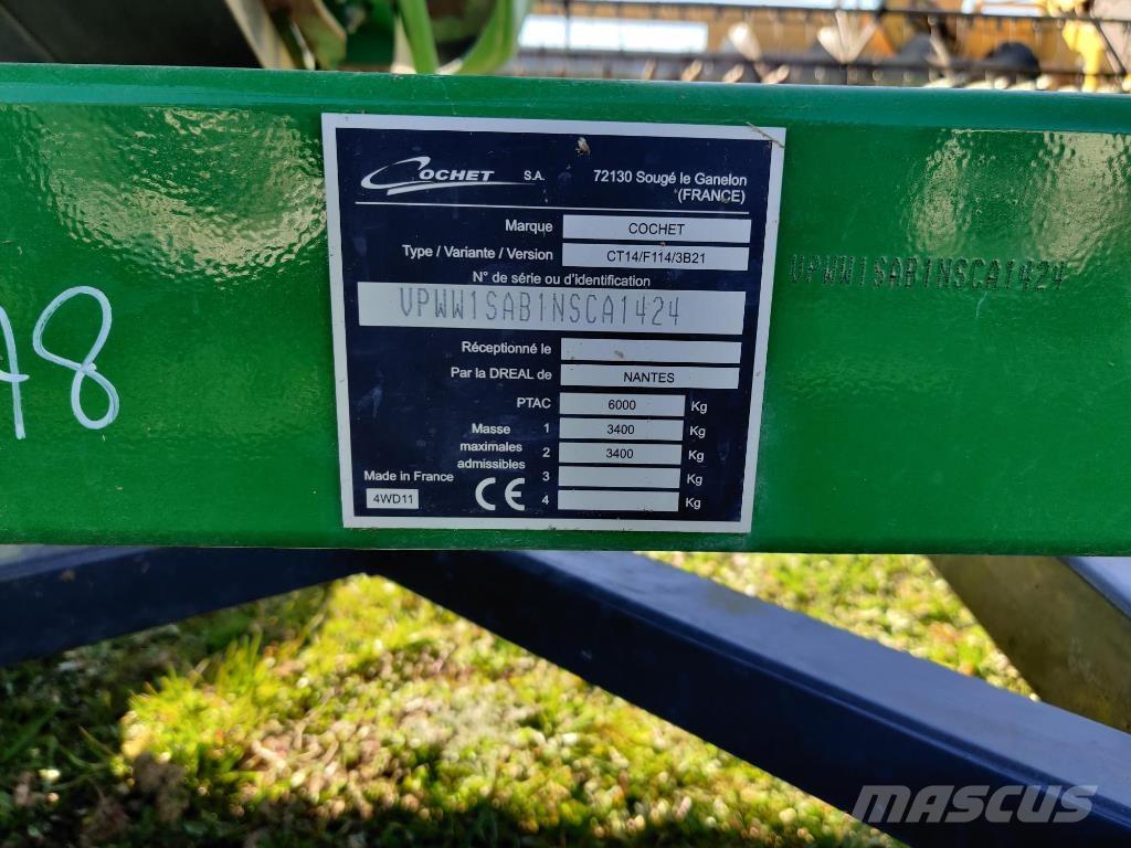 John Deere T670i Leikkuupuimurit