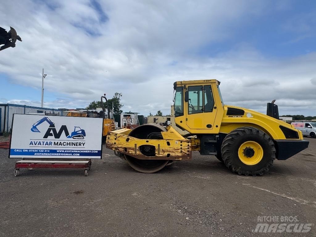 Bomag BW 216 D H-4 Yksivalssijyrät