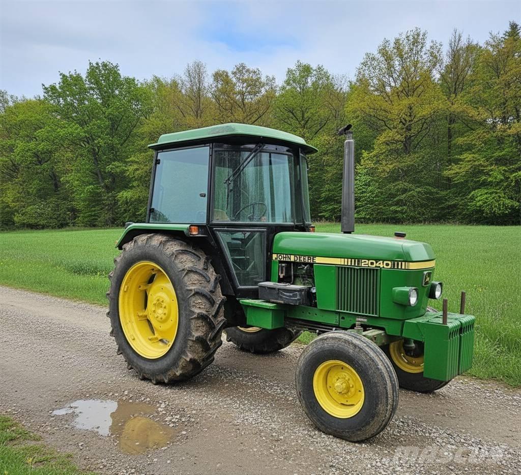 John Deere 2040 Traktorit