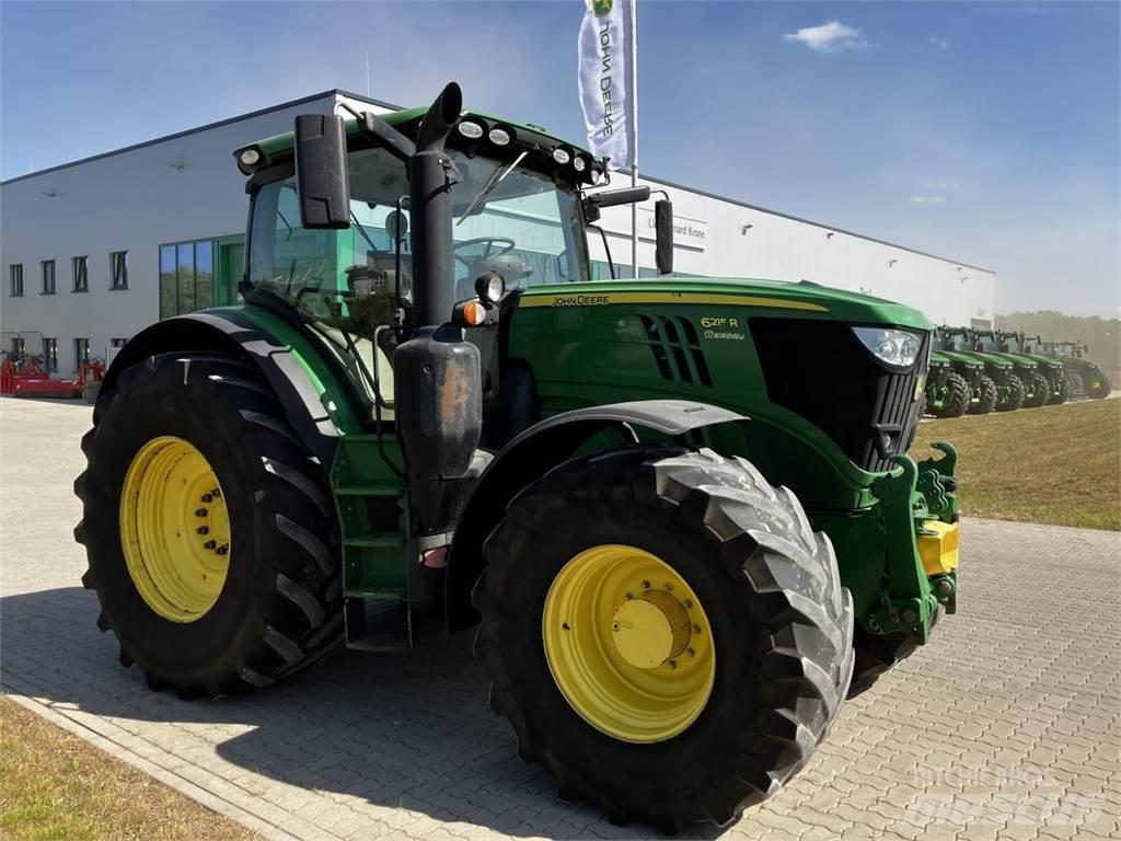 John Deere 6215R Traktorit