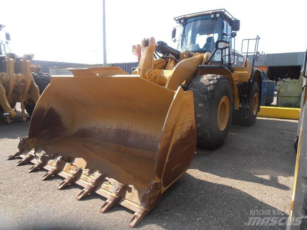 CAT 966K Pyöräkuormaajat