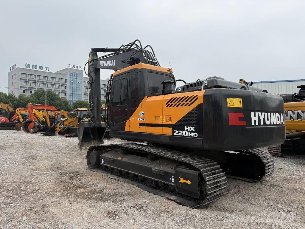 Hyundai HX220 Telakaivukoneet