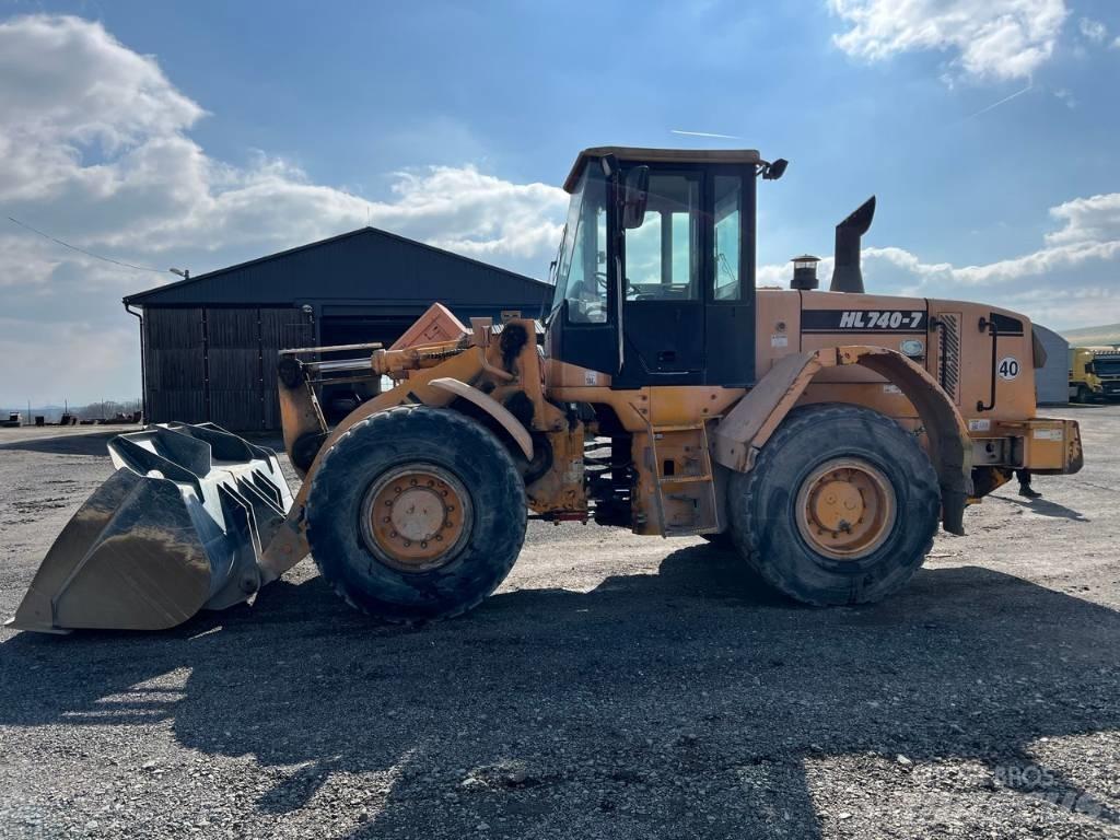 Hyundai HL 740-7 A Pyöräkuormaajat