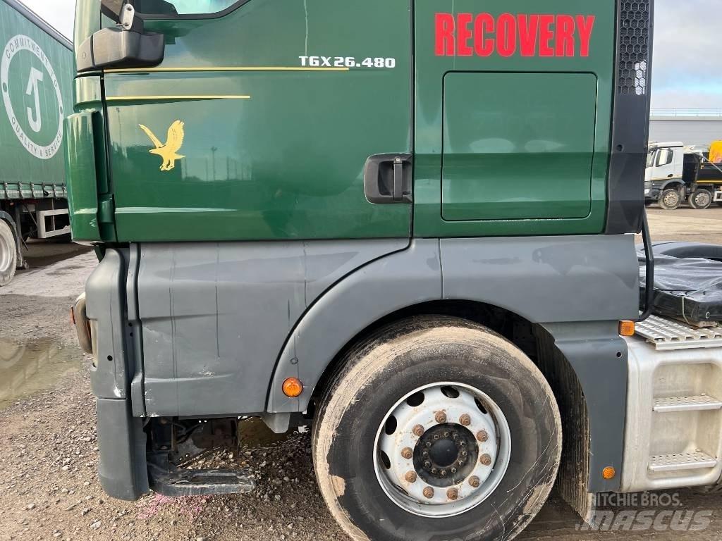 MAN TGX 26.480 Vetopöytäautot