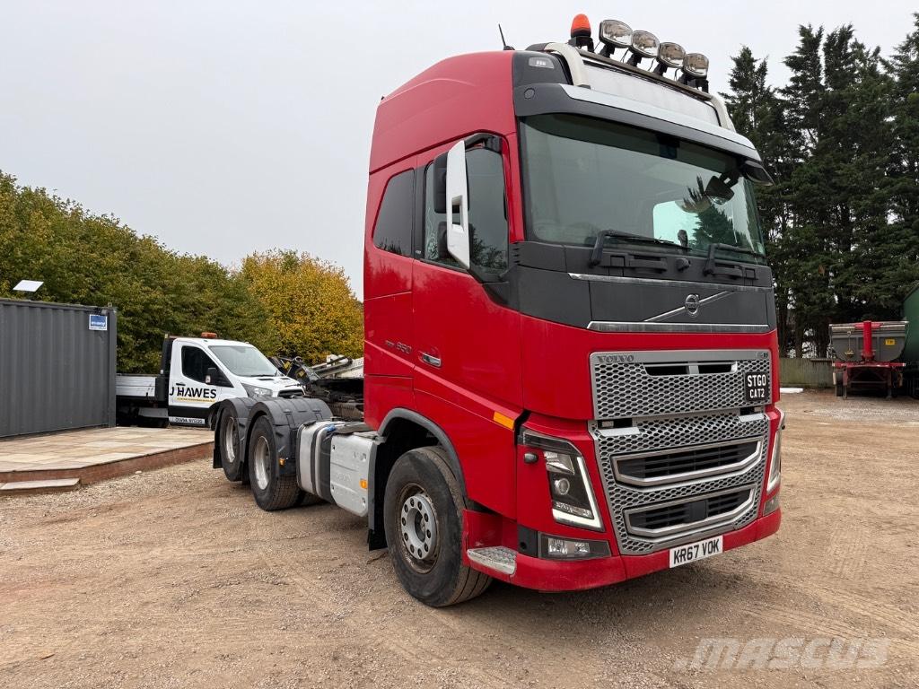 Volvo FH 16 650 Vetopöytäautot