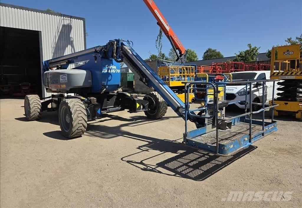Genie ZX 135/70 Kuukulkijat