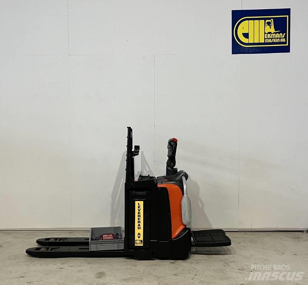 BT Truck LPE220 Lavansiirtotrukit ajotasolla