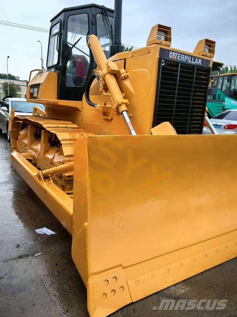 CAT D6G Telaketjupuskutraktorit
