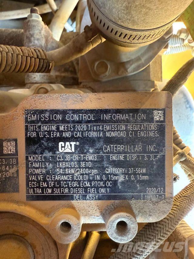 CAT 906M Pyöräkuormaajat