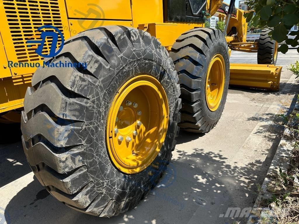 CAT 140H Tiehöylät