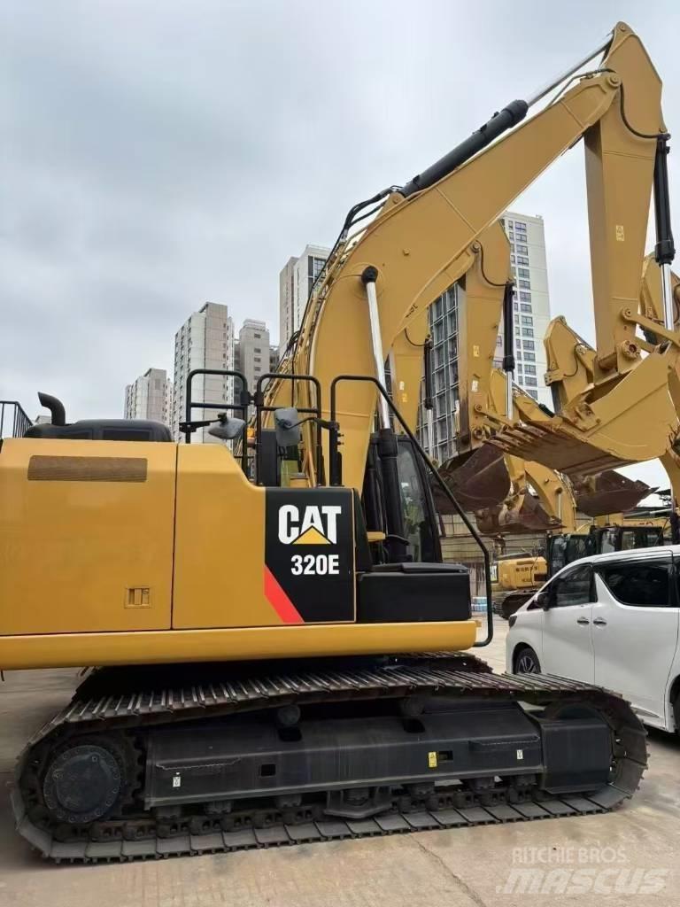 CAT 320 E Telakaivukoneet