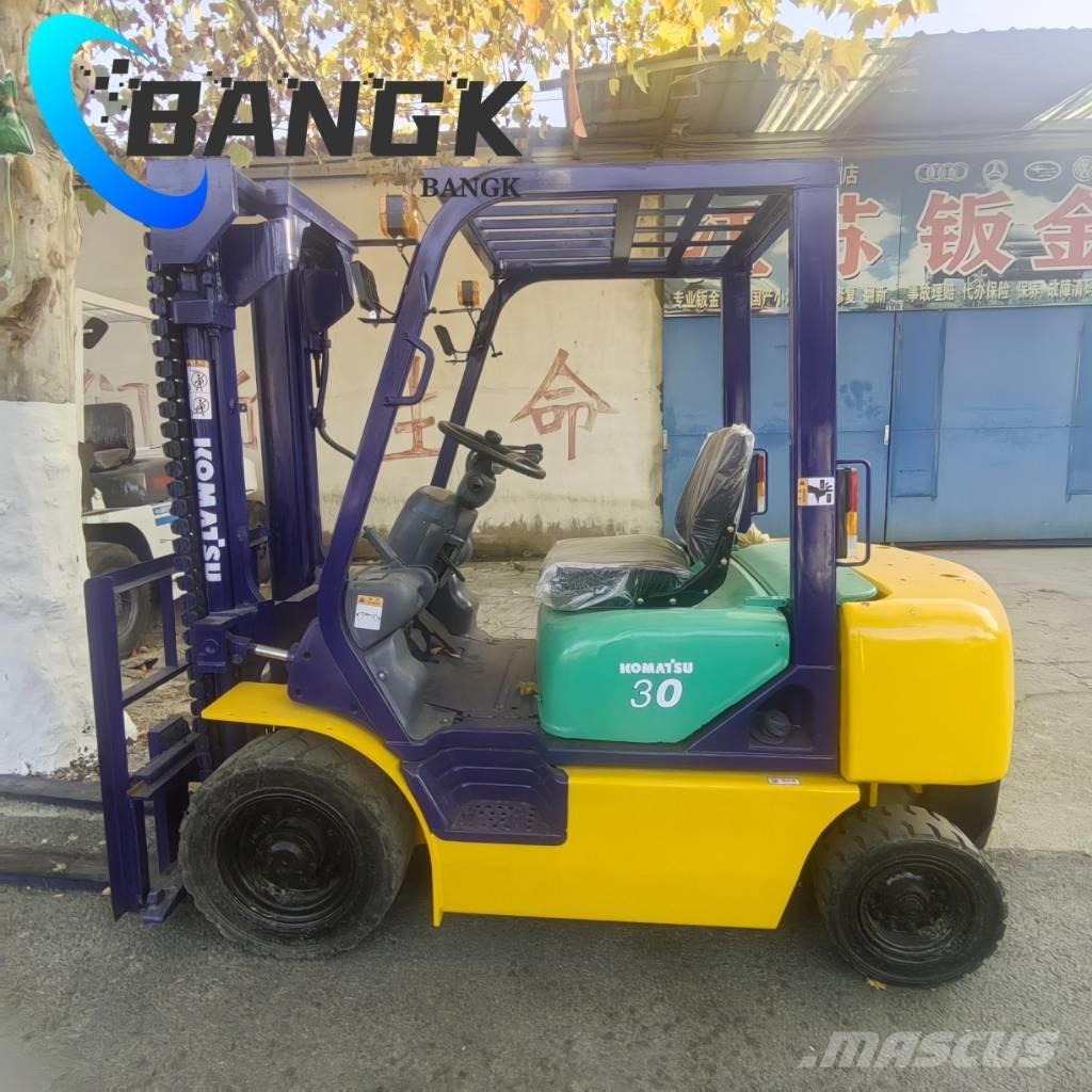 Komatsu FD 30 Dieseltrukit