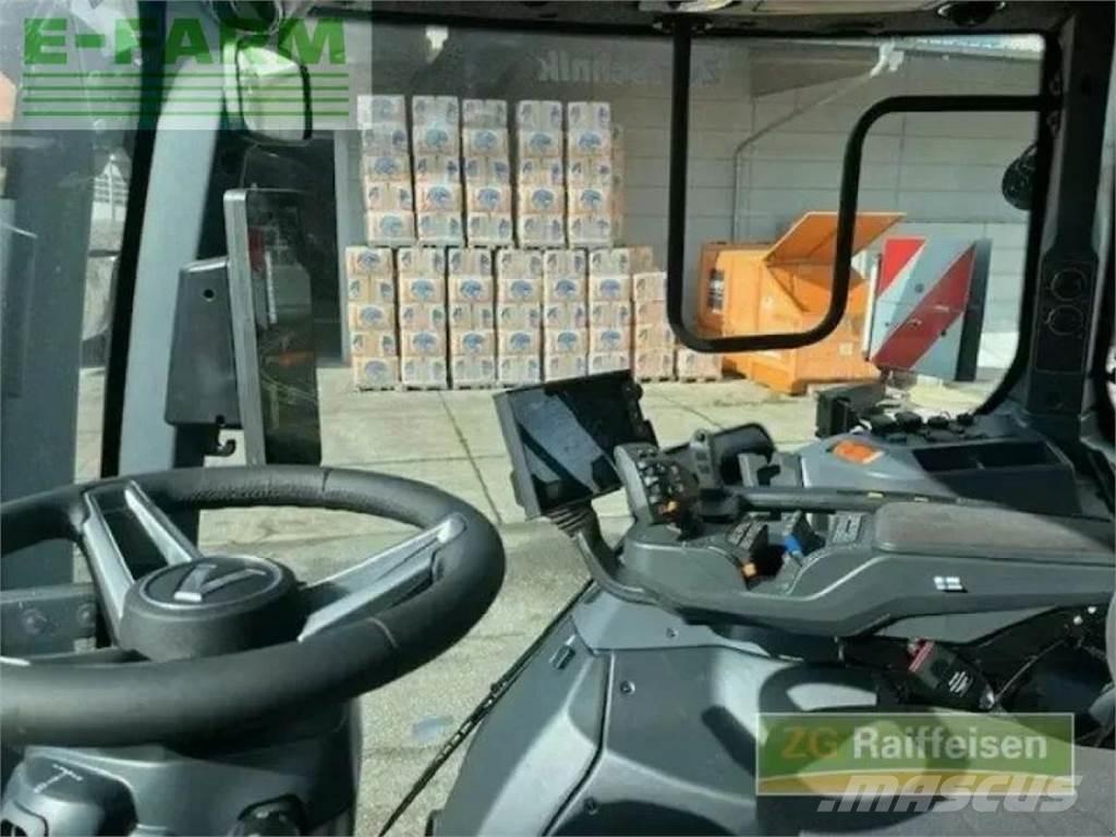 Valtra q245 Traktorit