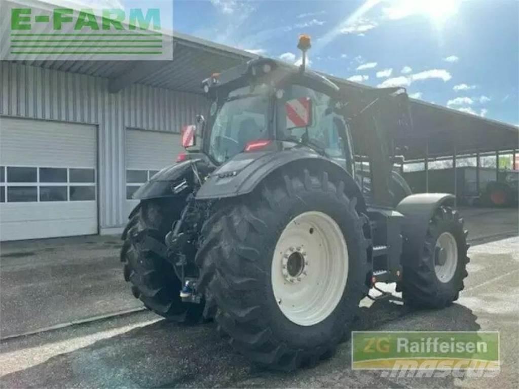 Valtra q245 Traktorit